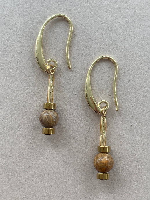 BDLE08 -Maifan & Hematite Drop Earrings