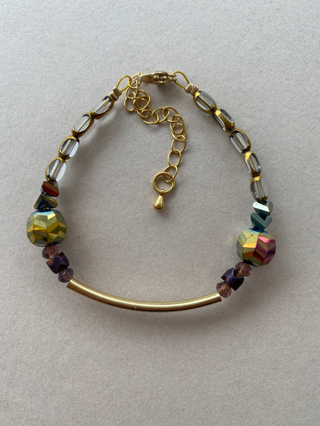 BDLB18 - Crystal and purple Hematite bracelet