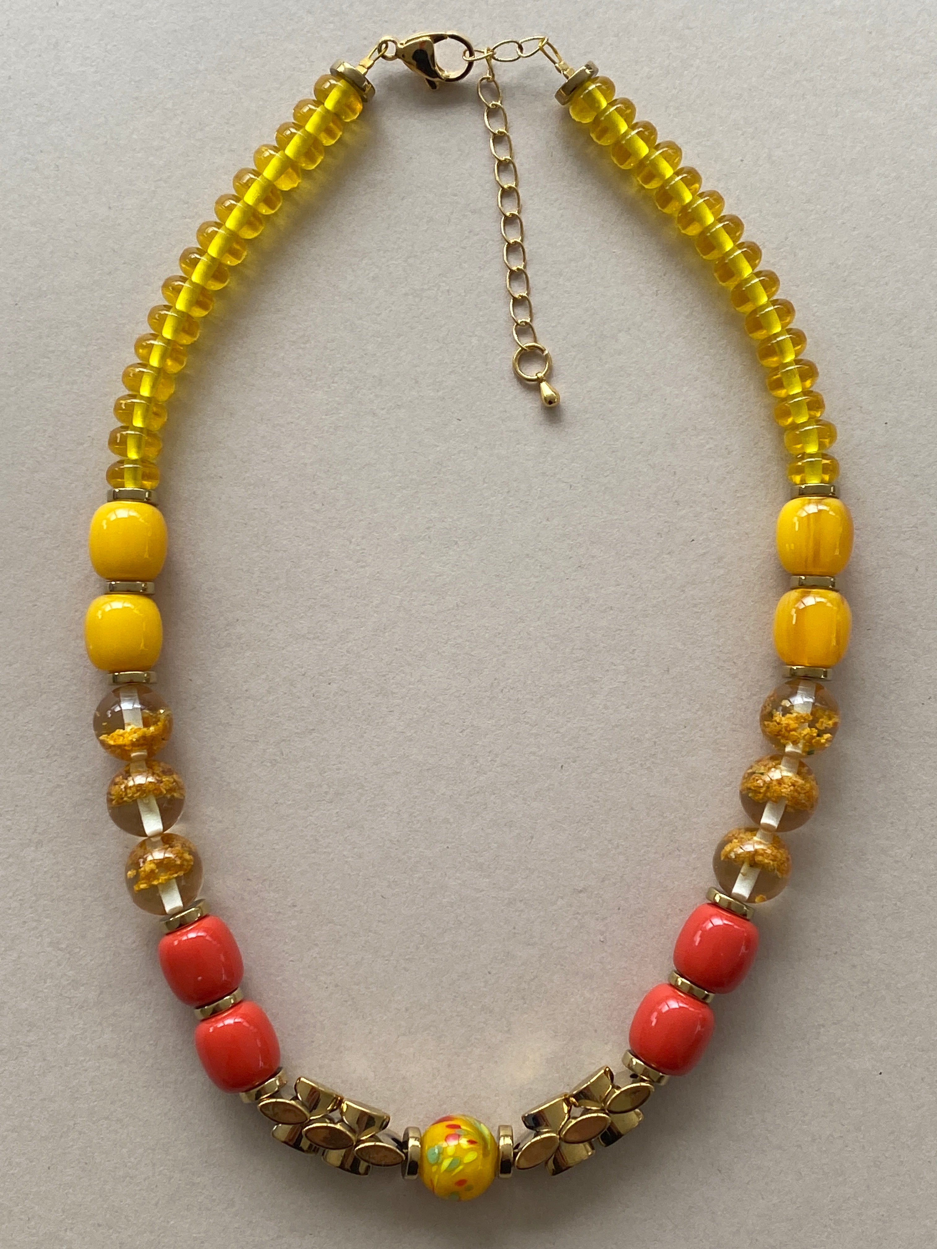 BDL06 - Orange and yellow resin 17” beaded necklace
