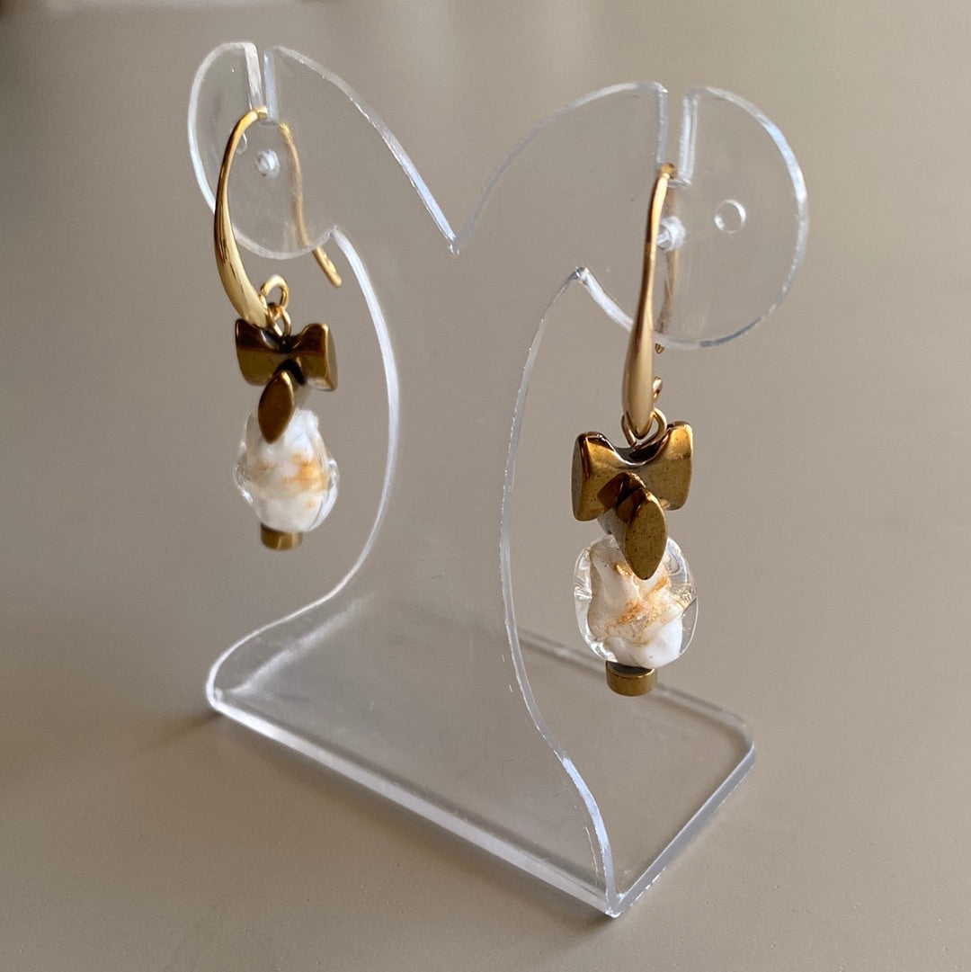 CSTE09 - Gold & white Lampwork Glass drop Earrings - White