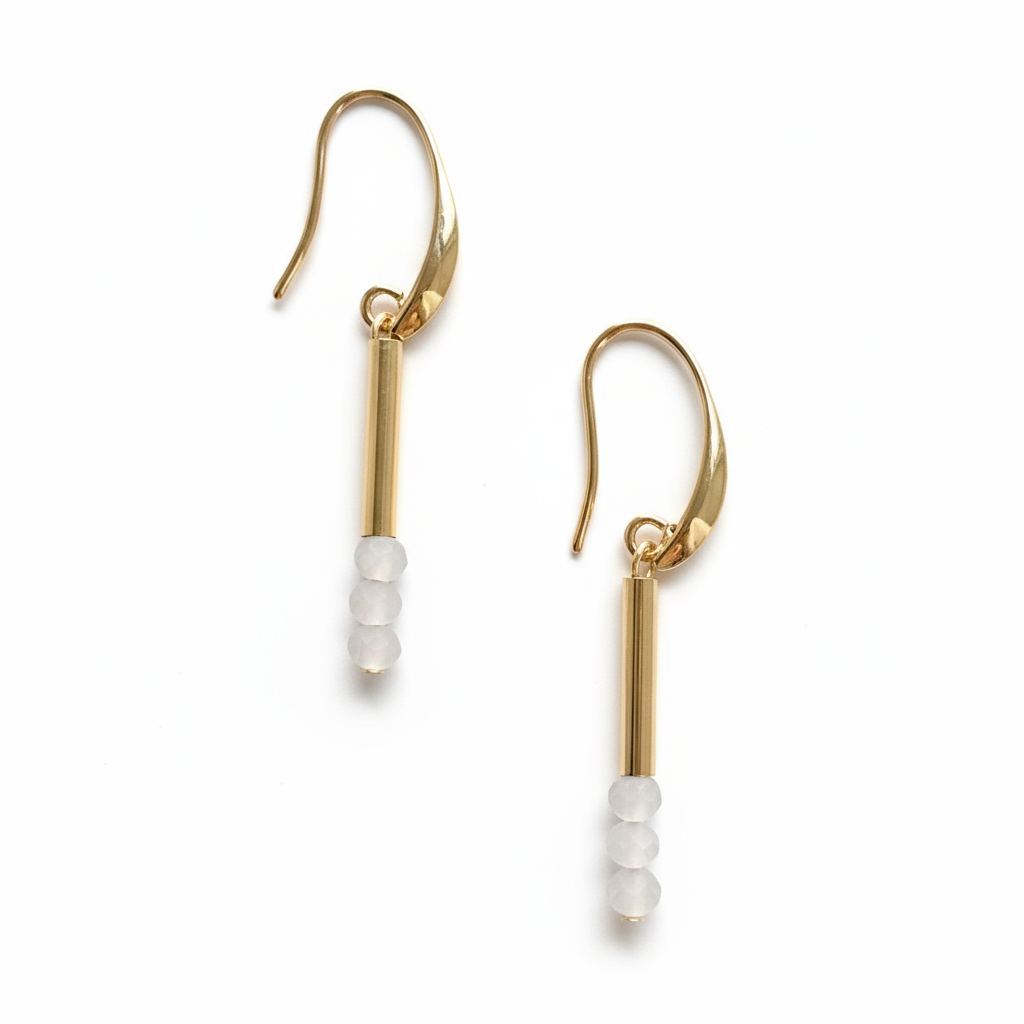 CSTE12 - Frosted crystal drop earrings - Grey Tone