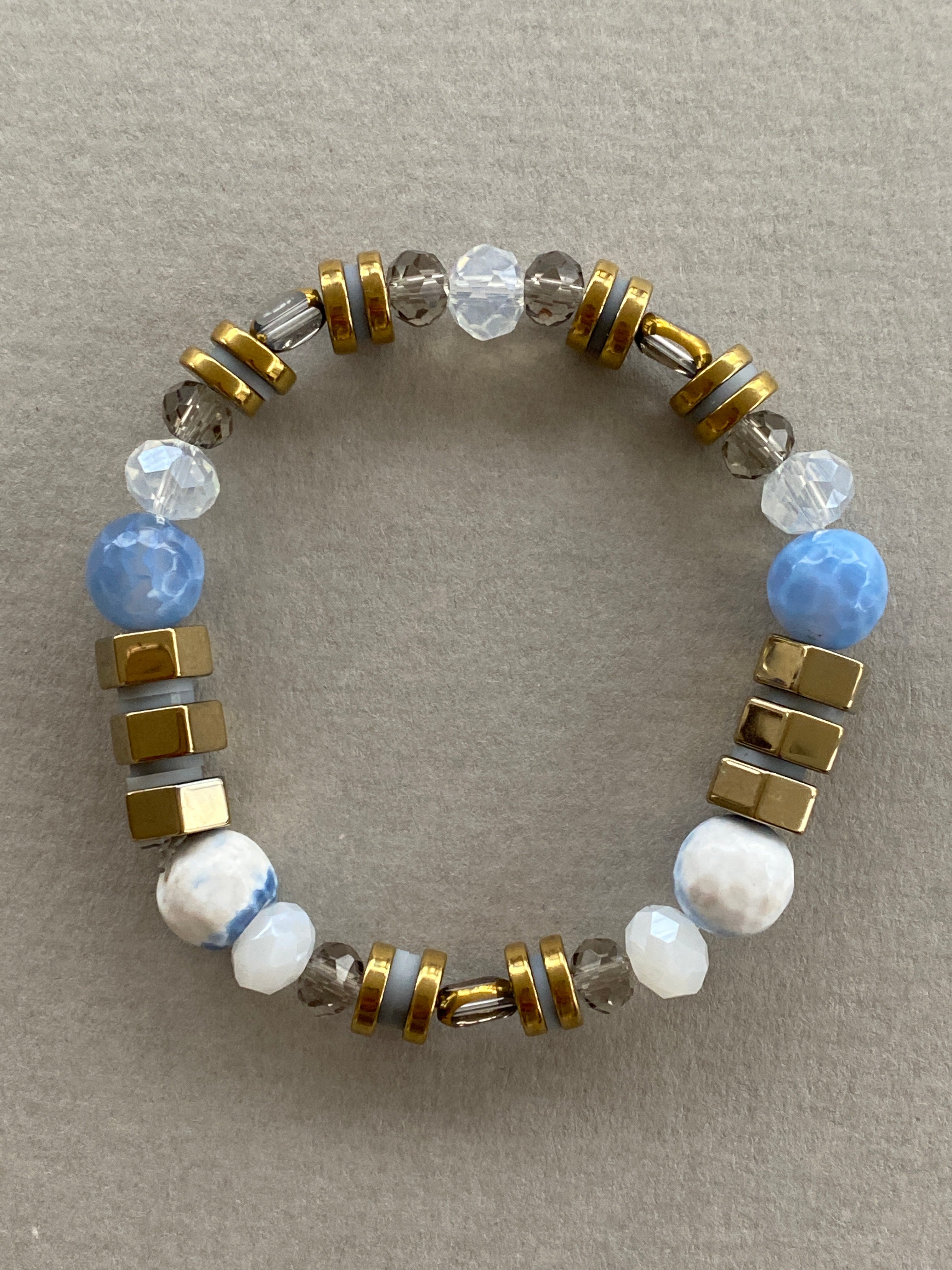 HILB03 - Pale Blue  Colored Natural Fire Crackle Agate bracelet
