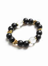 FRTB10 - Bracelet with Glass, dyed wood, teamed with Hematite details.