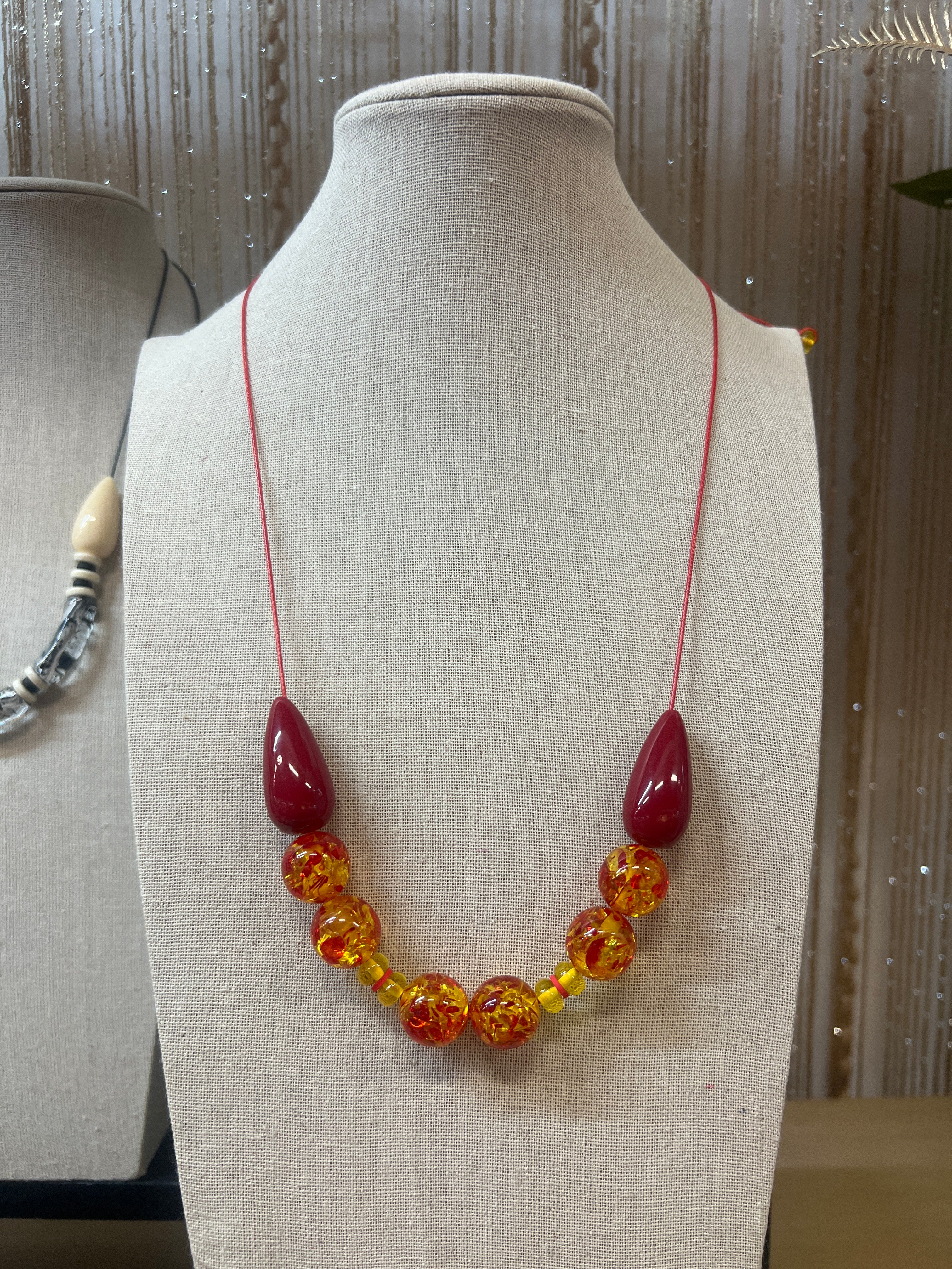 EOR08 red yellow adjustable necklace