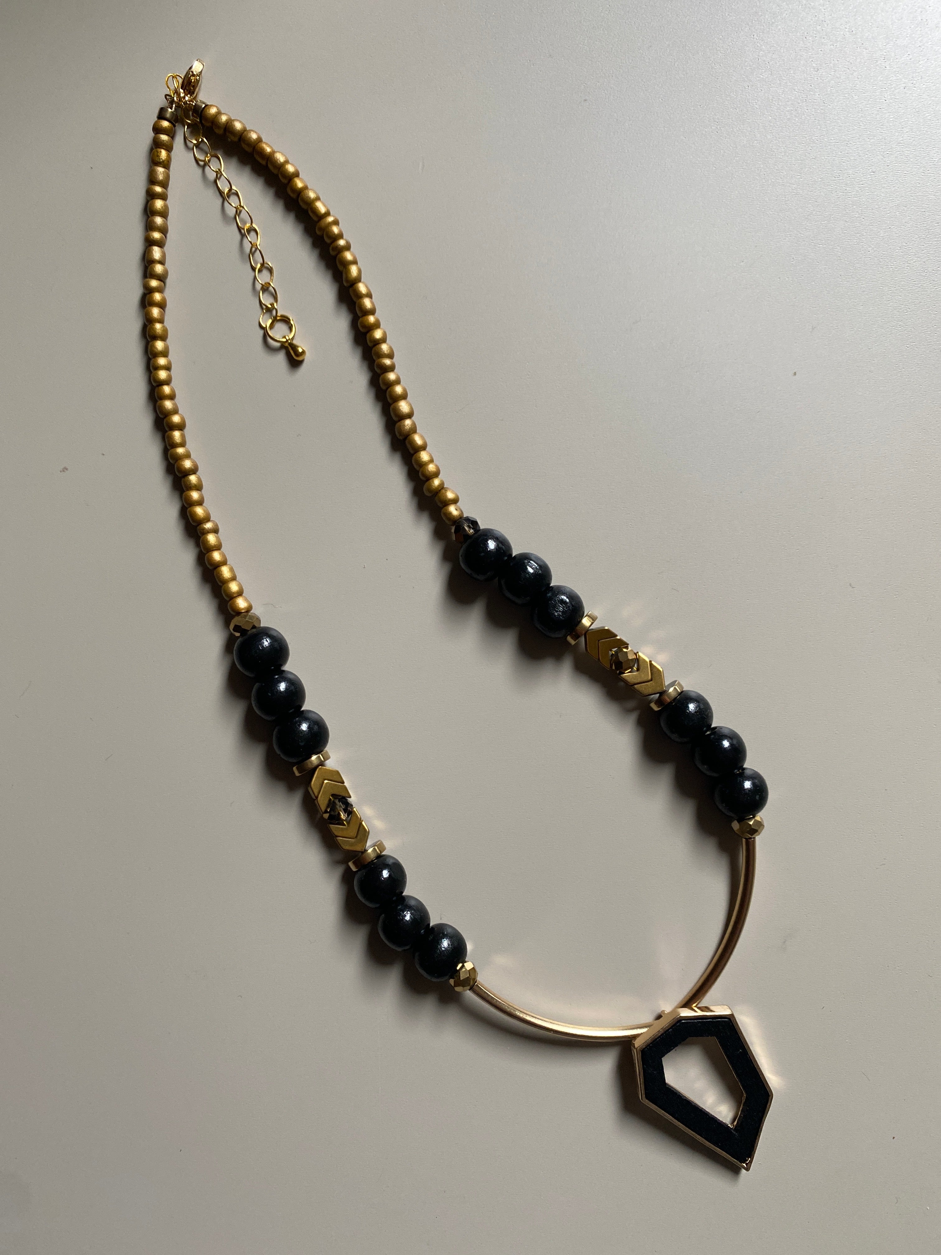 FRT10 - Seed bead, painted wood, crystal, gold plated bars and Hematite necklace