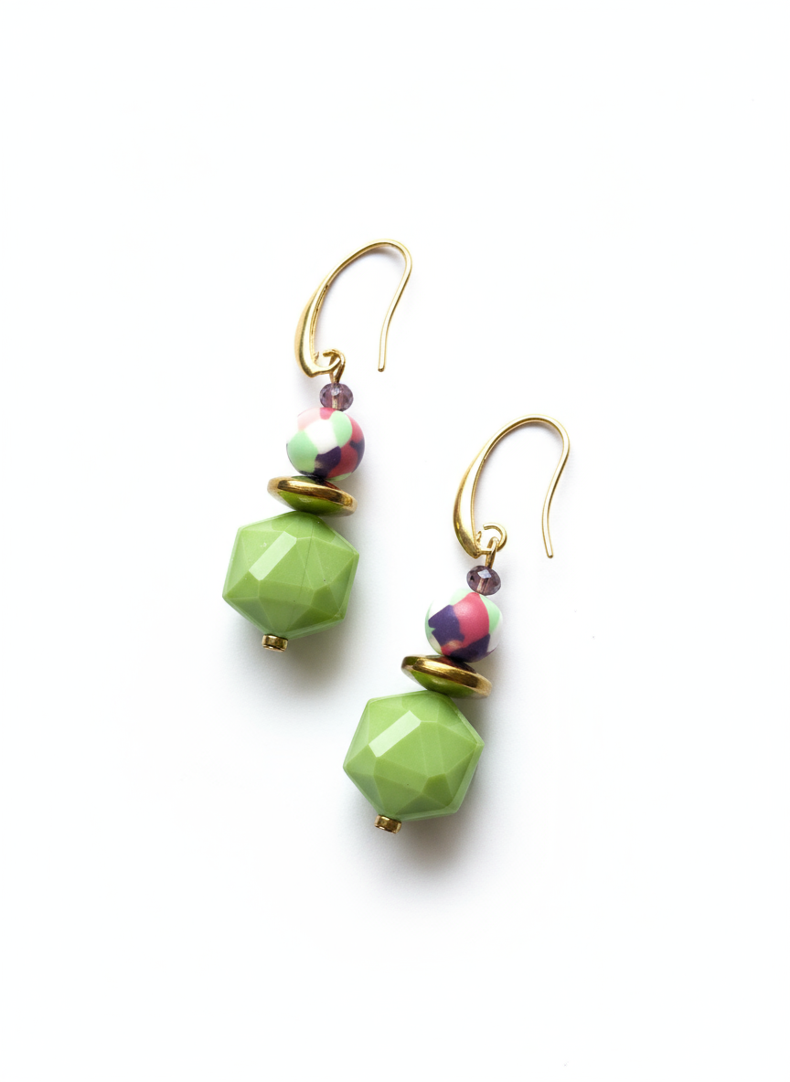 FRTE11 - Glass, clay and Hematite drop earrings on Gold plated hooks