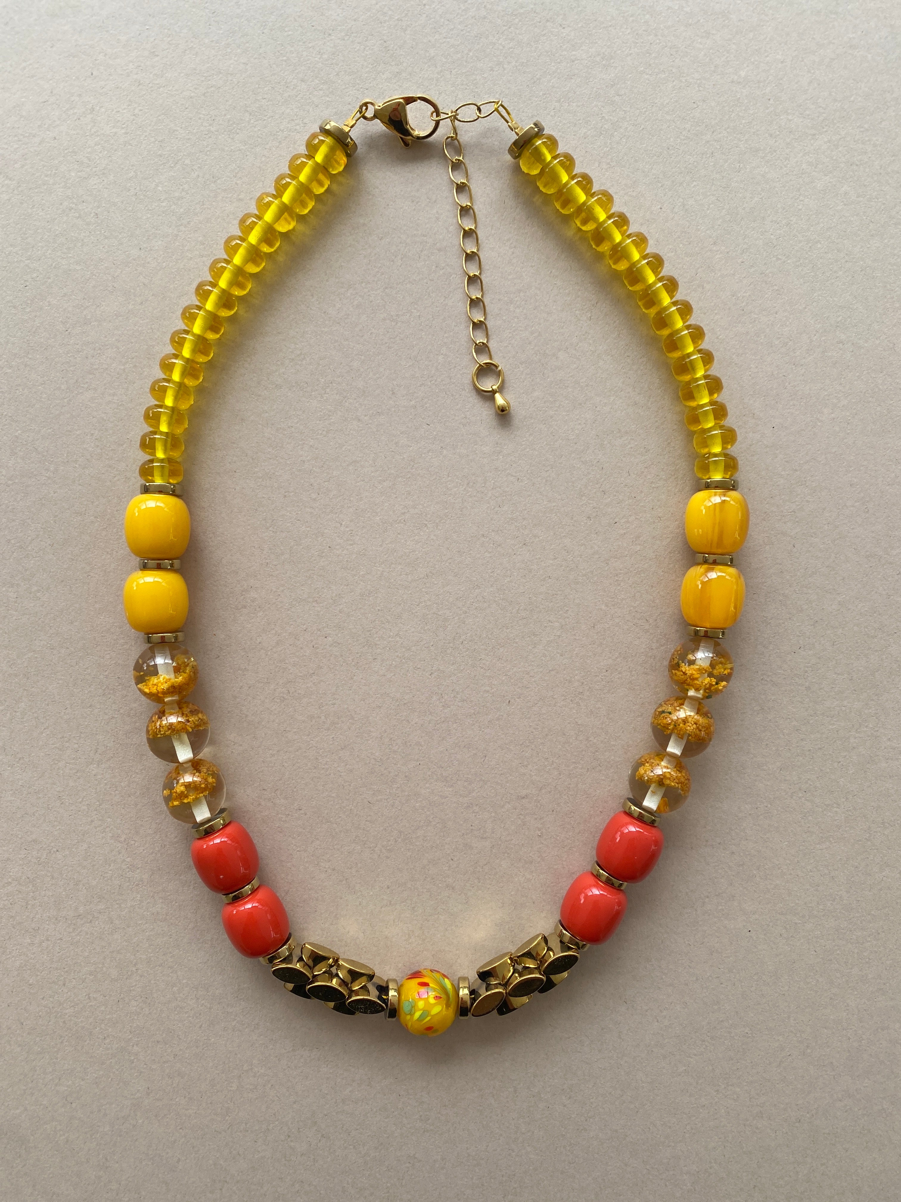 BDL06 - Orange and yellow resin 17” beaded necklace