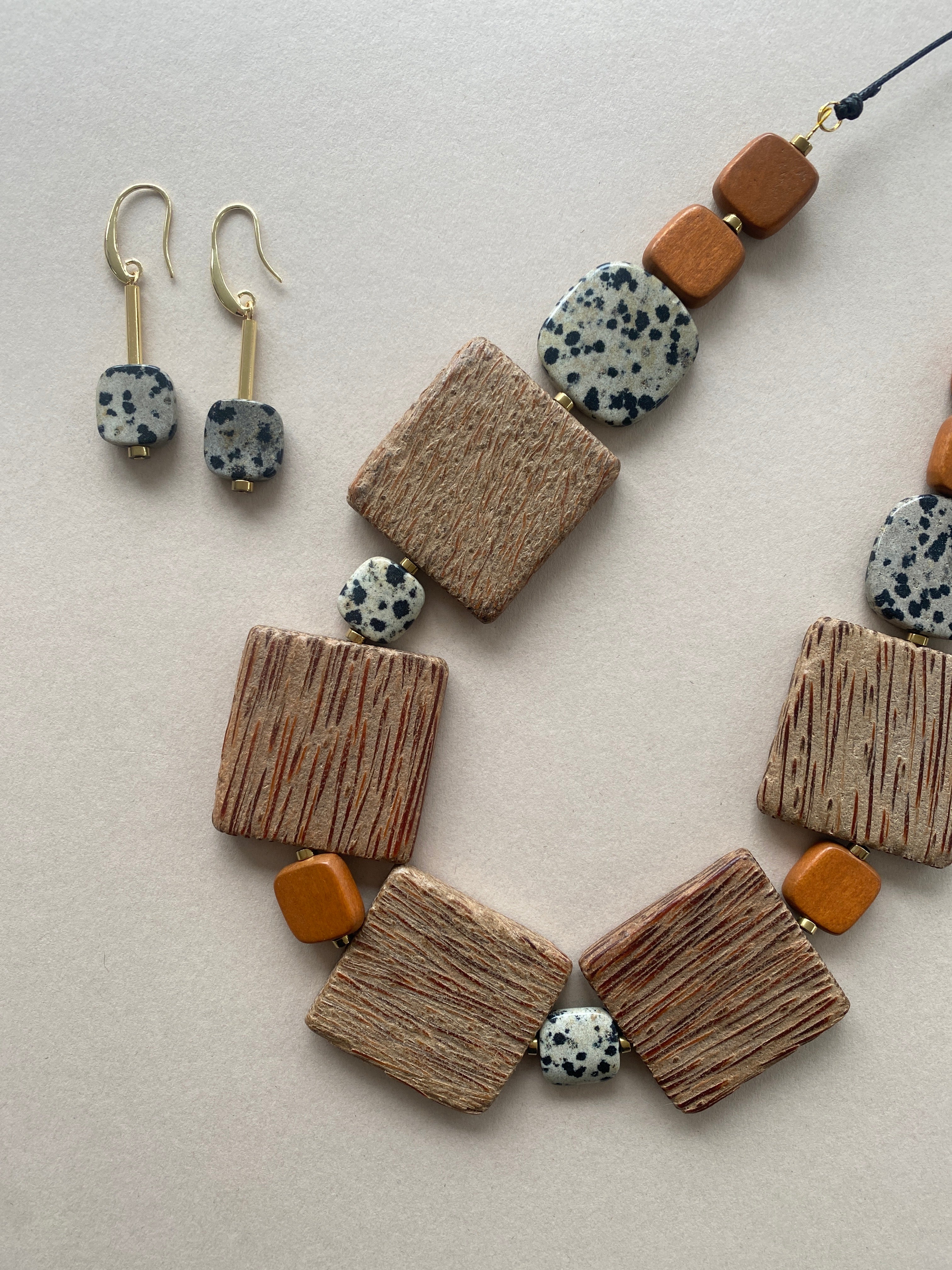 BDL03 - Dalmatian Jasper and Wood adjustable long Necklace