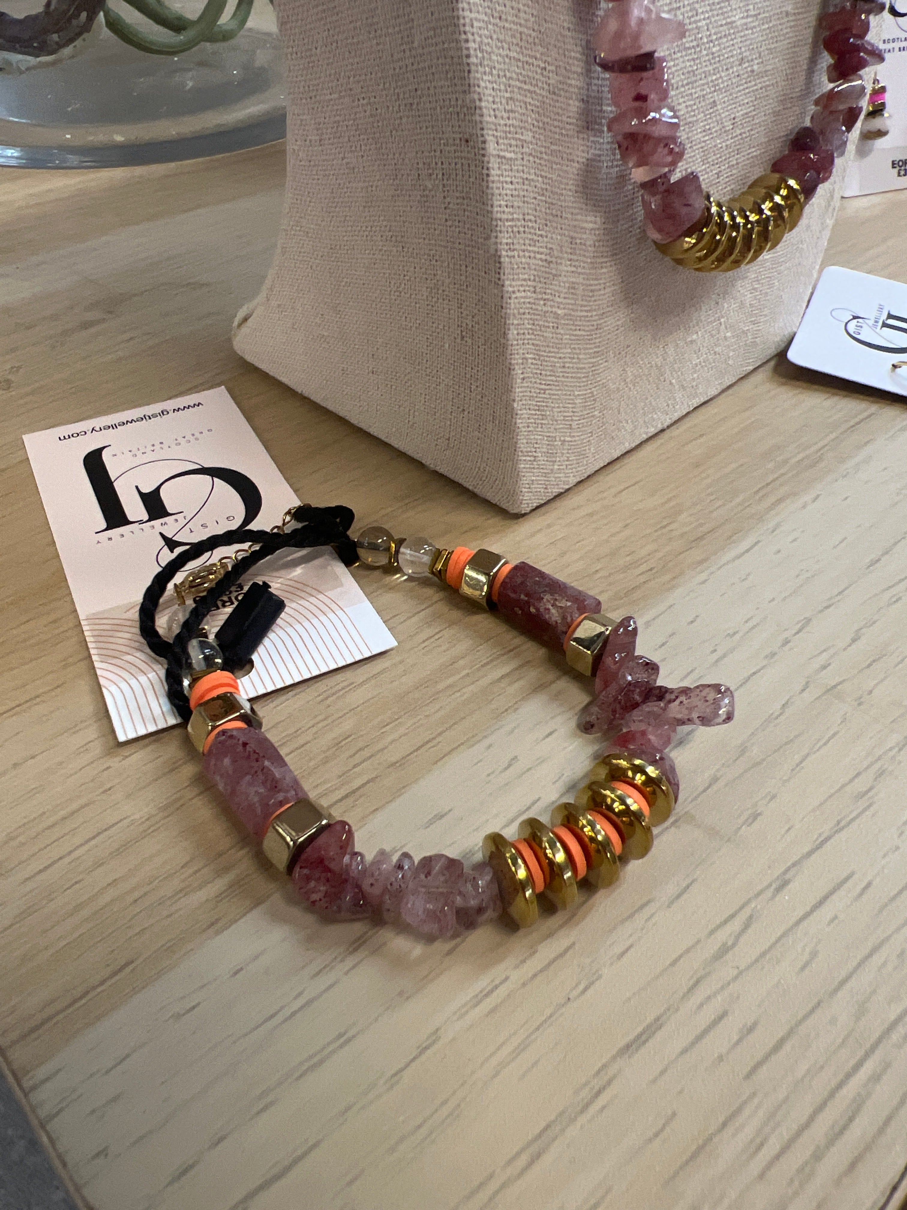 EORB17 - Strawberry Quartz barrel chip bracelet
