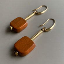CSTE06 - Retro wood drop earrings - Gold, Orange