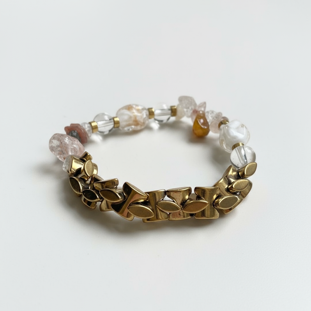 CSTB03 - Lampwork Glass & Hematite bracelet - white