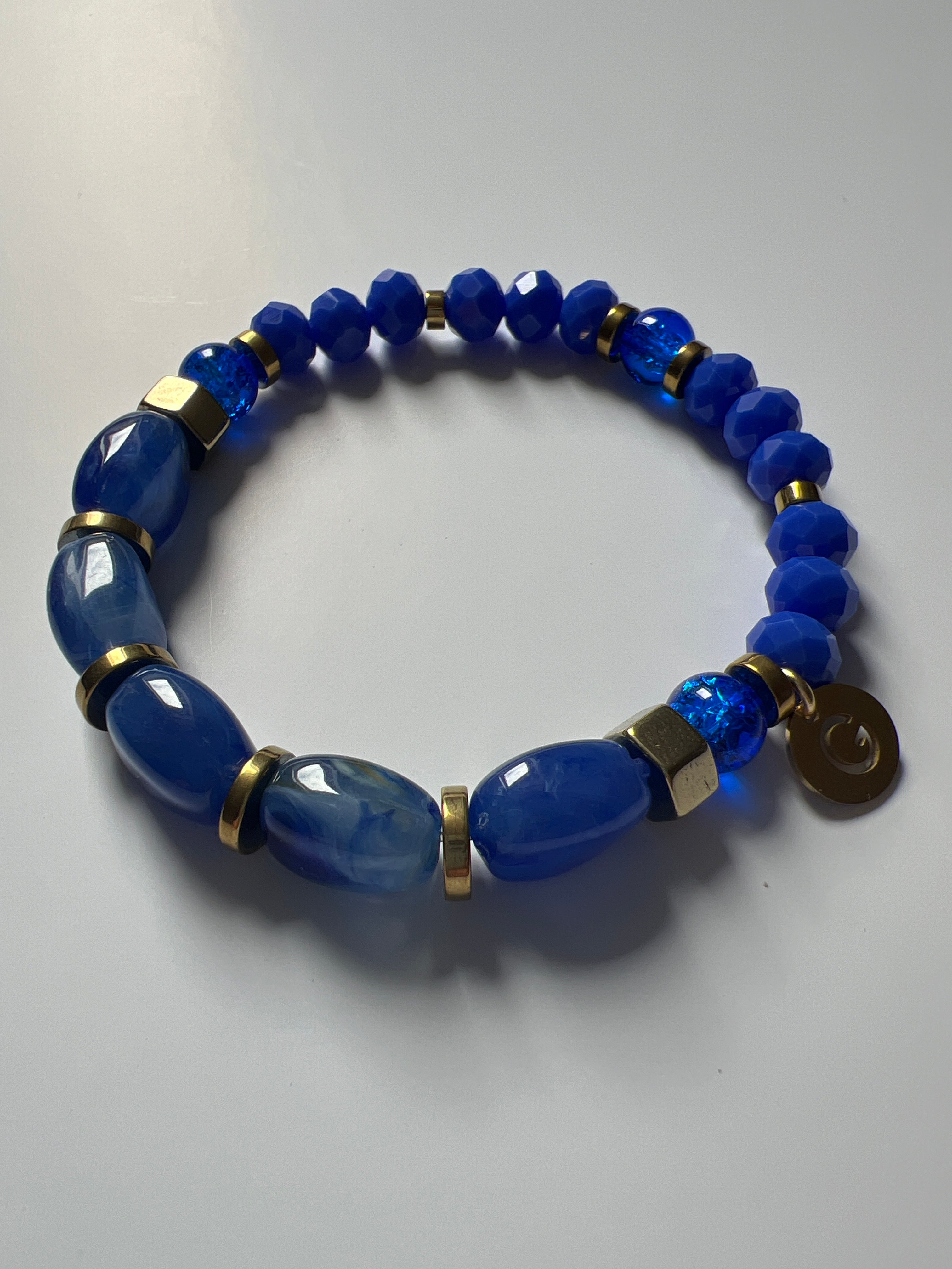 EORB04 - Royal Blue stretch bracelet