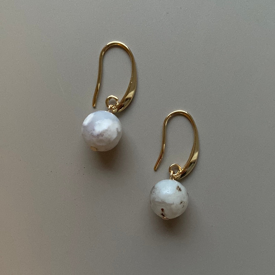 CSTE14 - Natural white African gemstone drop earrings - White