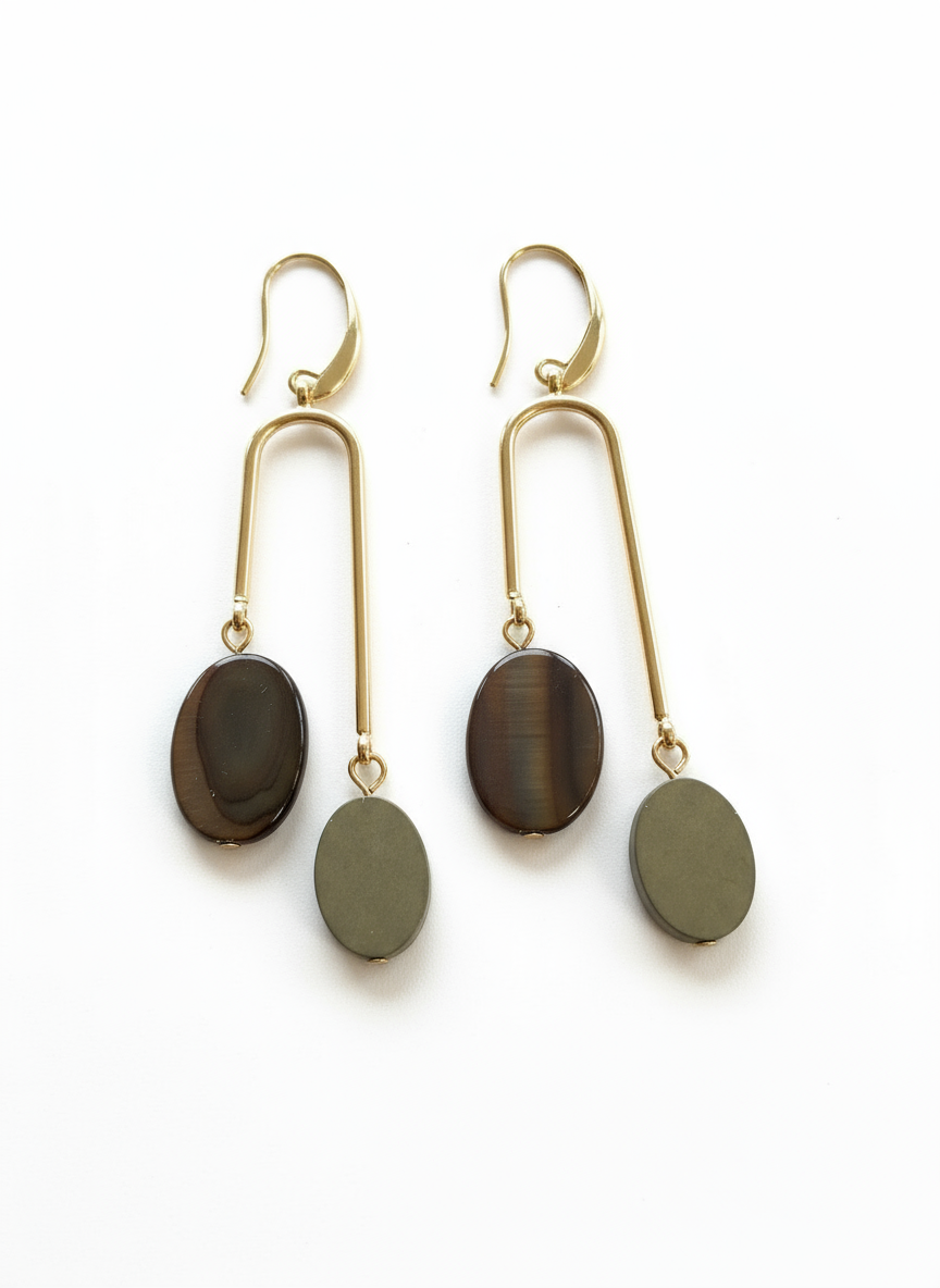BDLE09 - Shell and Hematite Drop Earrings