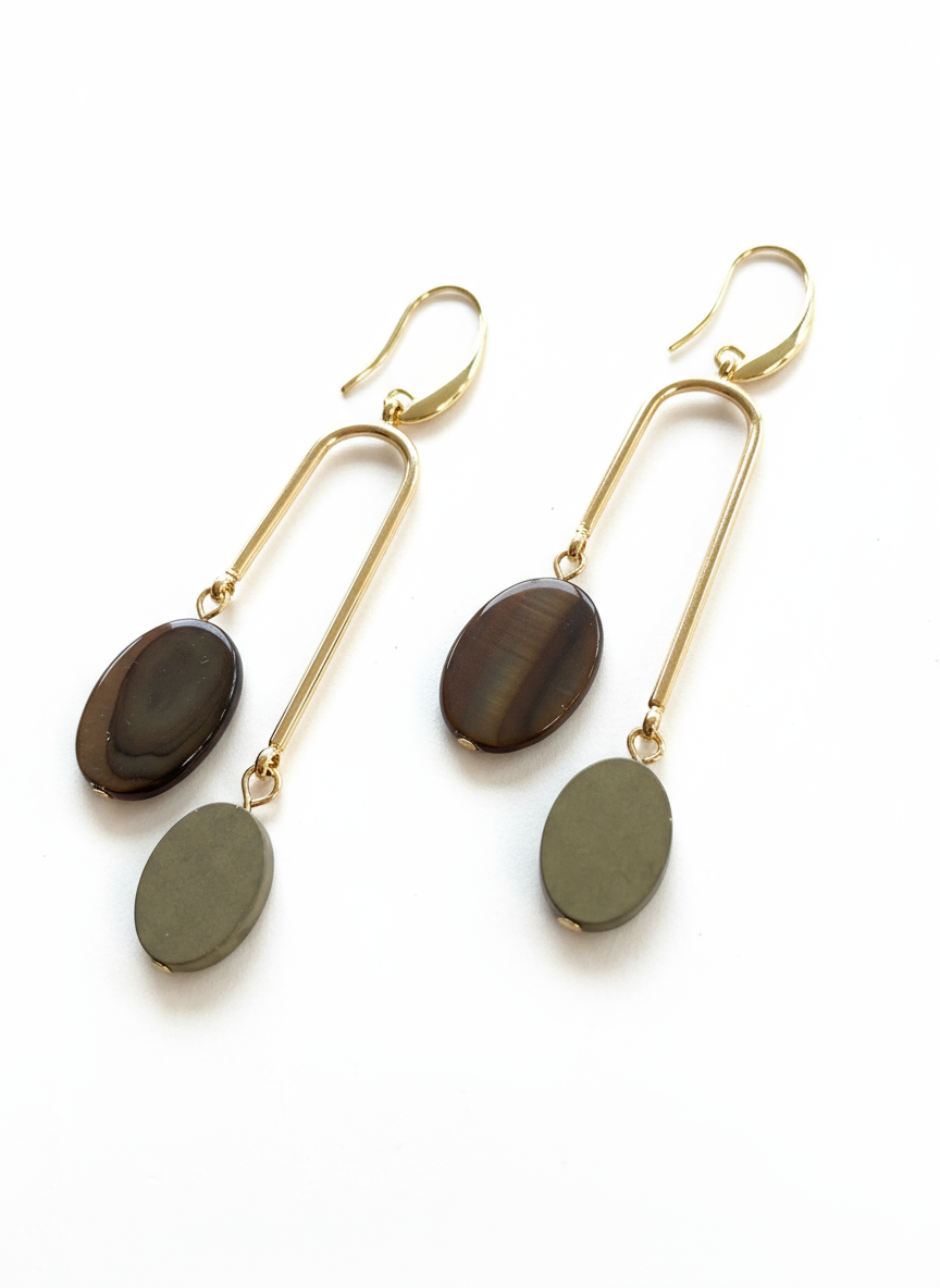 BDLE09 - Shell and Hematite Drop Earrings