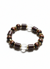 FRTB09 - Bracelet with Glass, dyed wood, teamed with Hematite details.