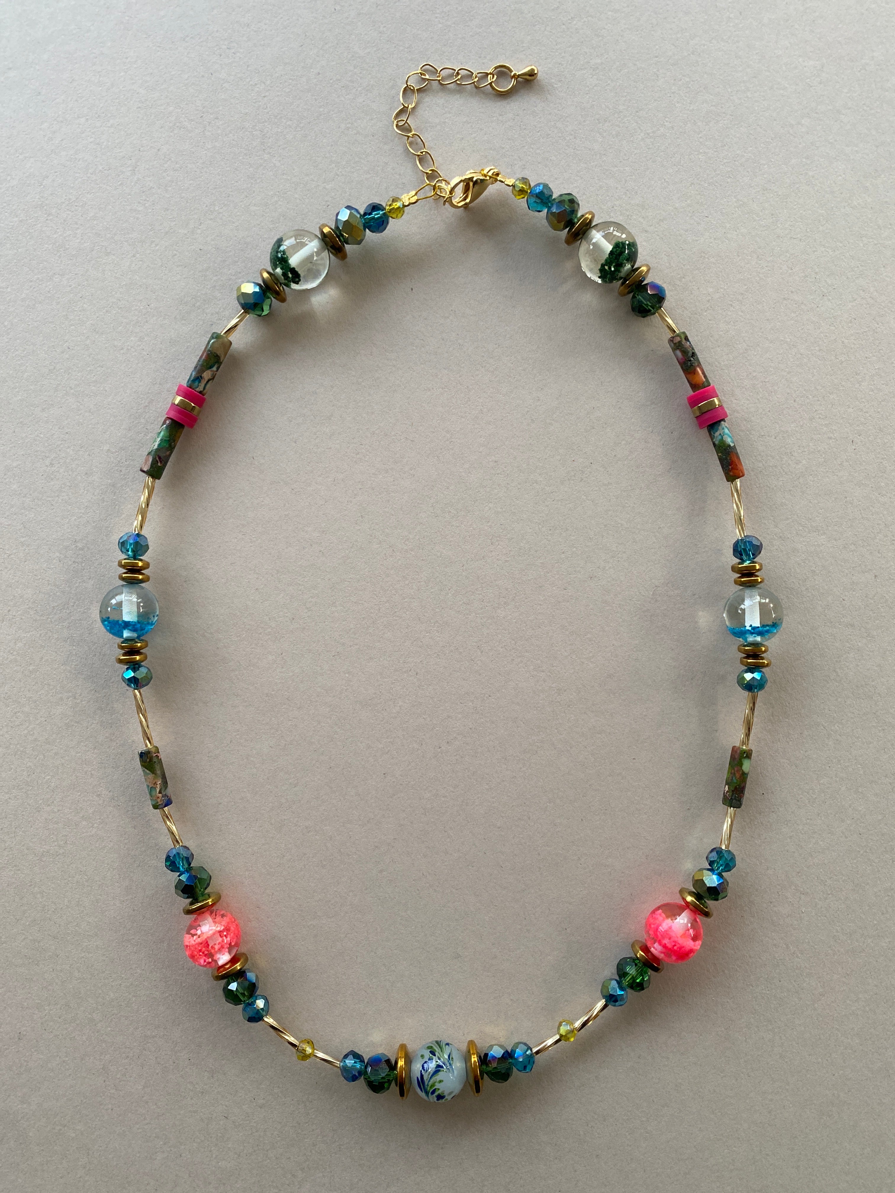 BDL14 - Resin & crystal multi coloured necklace