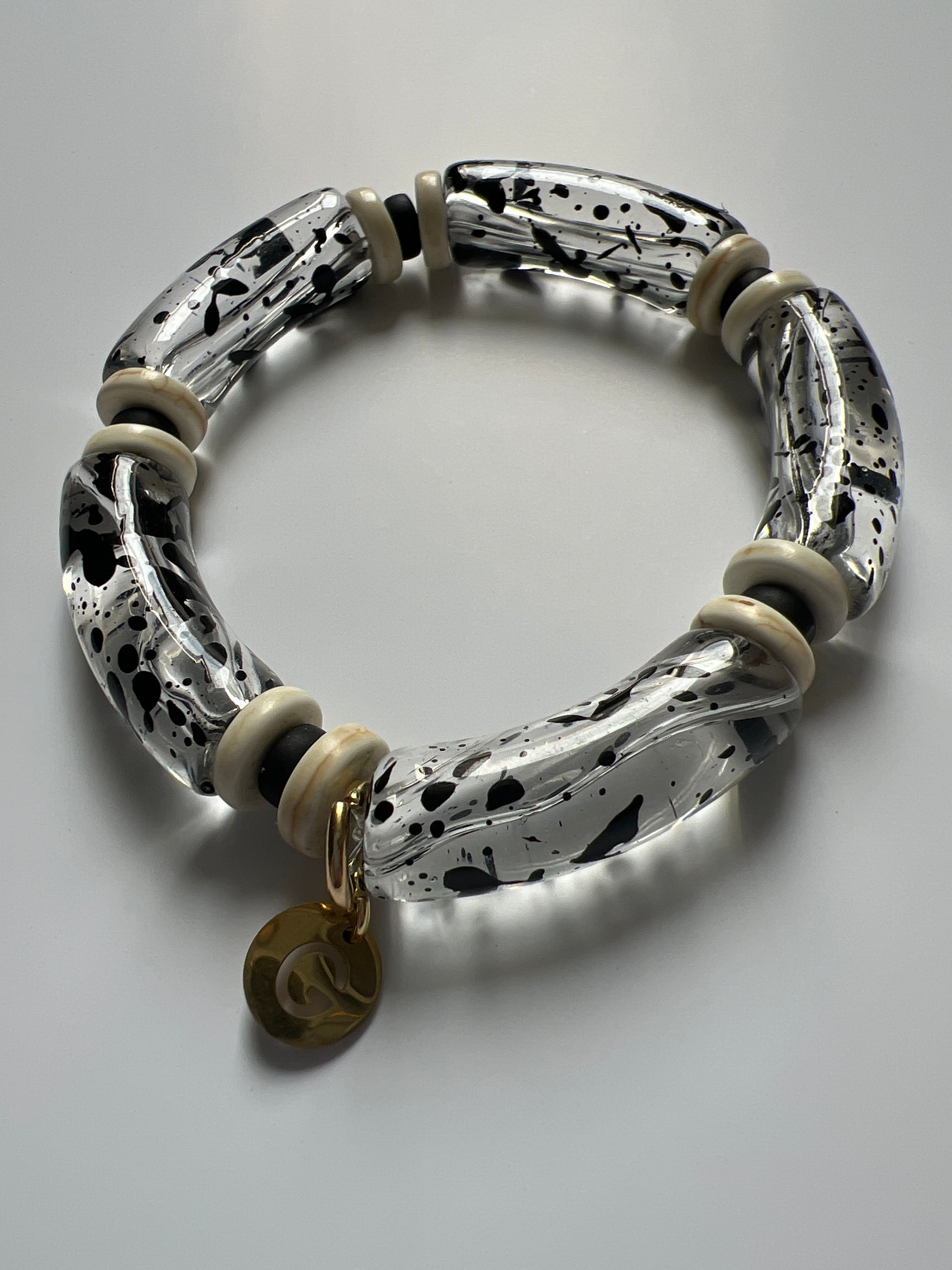 EORB05 - translucent and black stretch bracelet