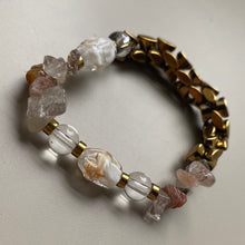 CSTB03 - Lampwork Glass & Hematite bracelet - white