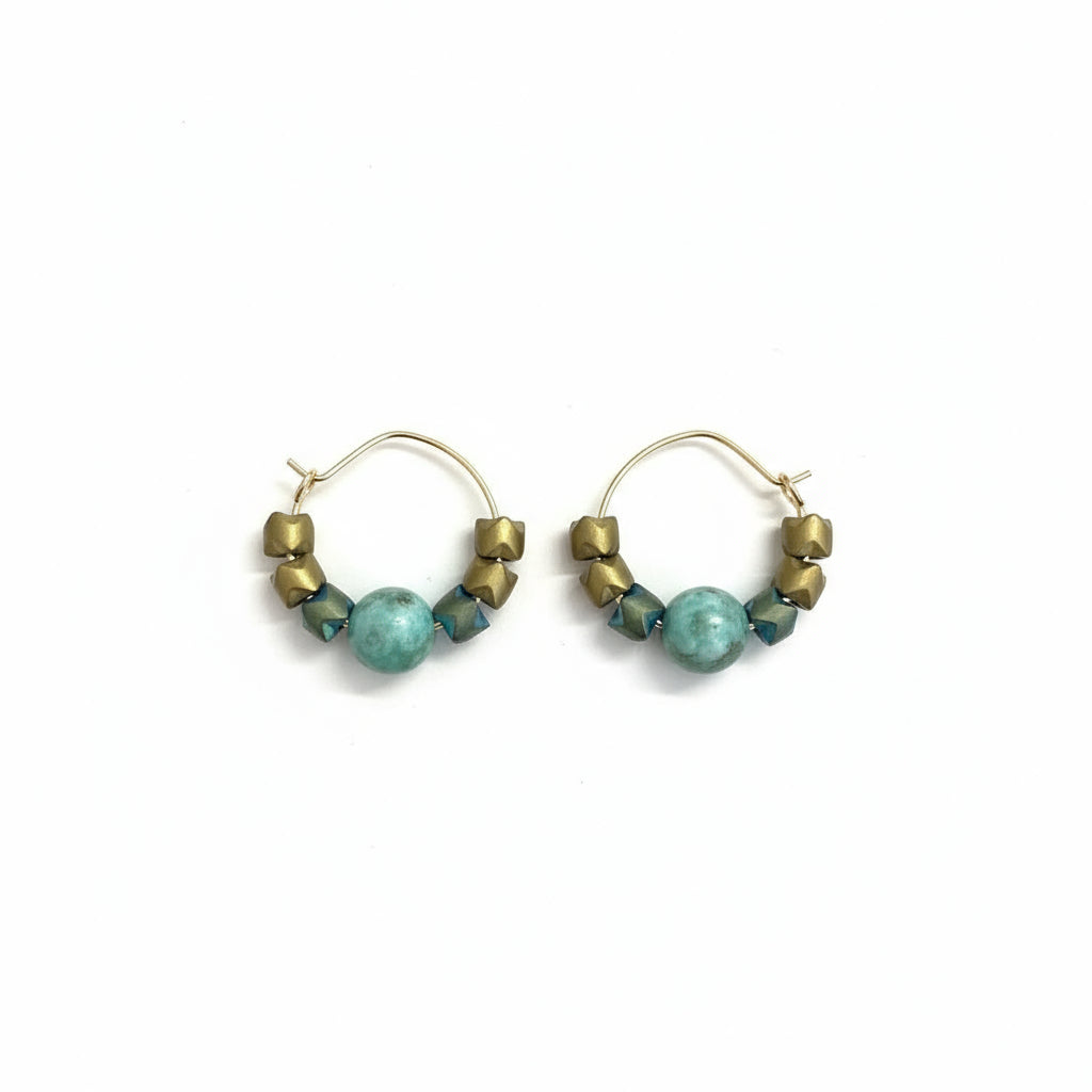 CSTE18 - Semi precious and hematite Gold plated hoop earrings