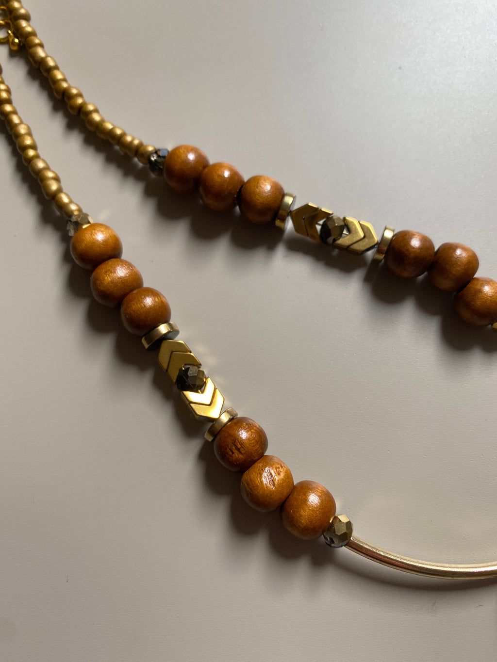 FRT13 - Seed bead, painted wood, crystal, gold plated bars and Hematite necklace