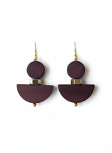 BDLE20 - Dyed wood & Hematite, drop earrings