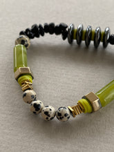 HILB05 - Green tube bracelet