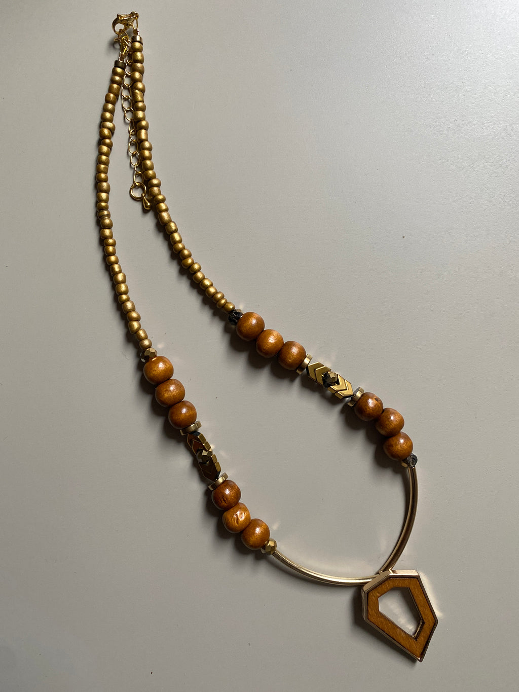 FRT13 - Seed bead, painted wood, crystal, gold plated bars and Hematite necklace