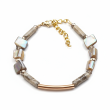 CSTB04 - Shell and Gemstone column bracelet - Cream, Pearl