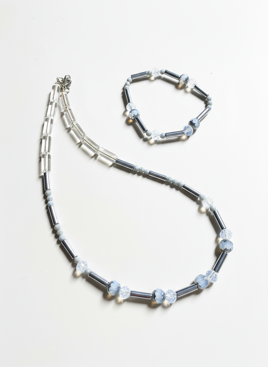 FRT01 - Hematite, Glass and Crystal 18" necklace