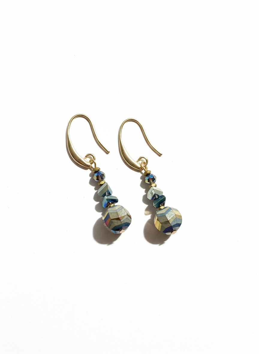 BDLE18 - Crystal and Hematite Drop earrings