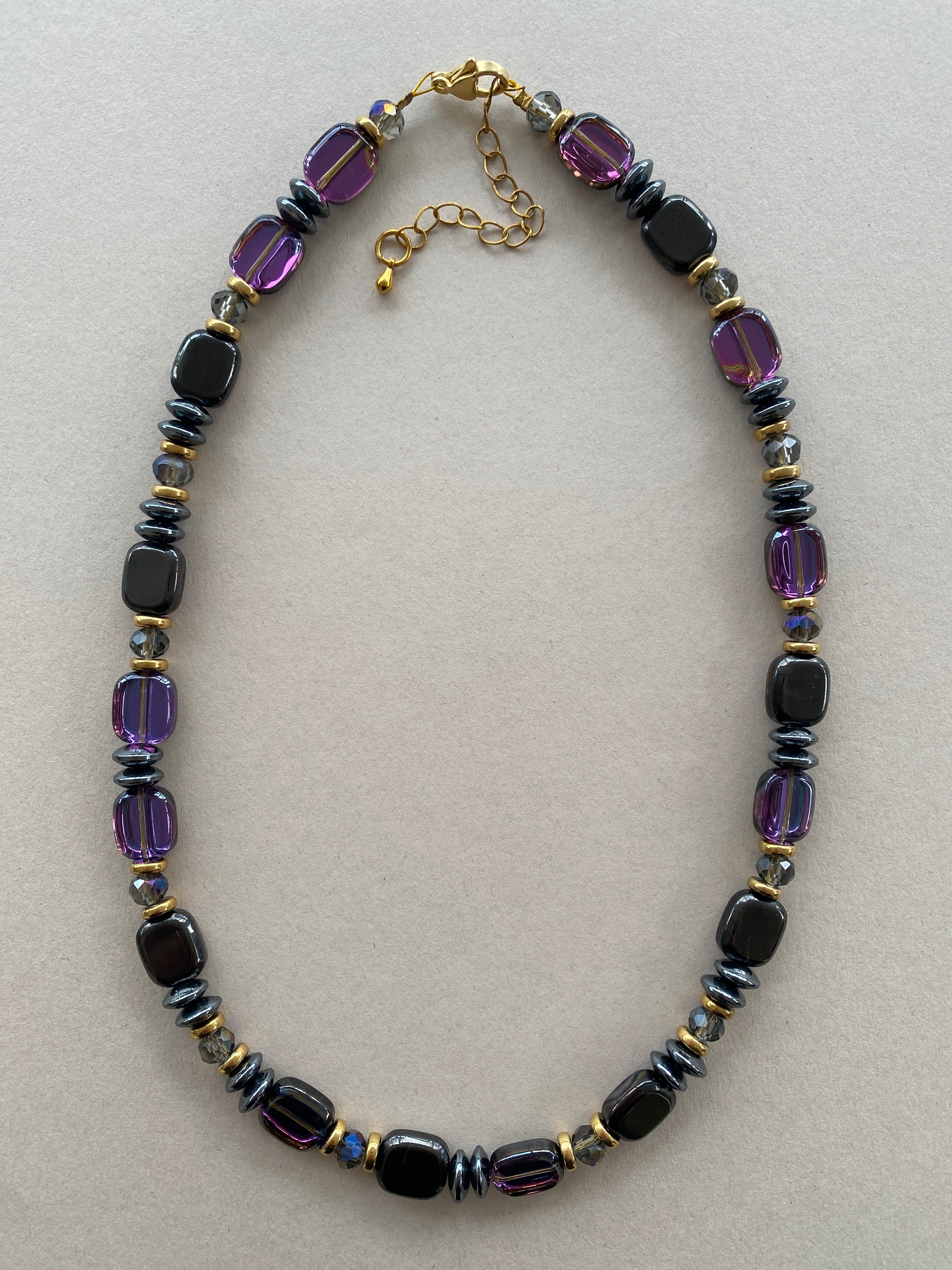 BDL15 - Hematite, Glass & crystal coloured necklace in purple and gunmetal