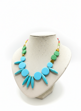 HIL10 - multi coloured button turquoise & green