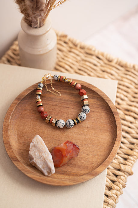 BDLB02 - Dalmatian Jasper & Sandstone barrel bracelet