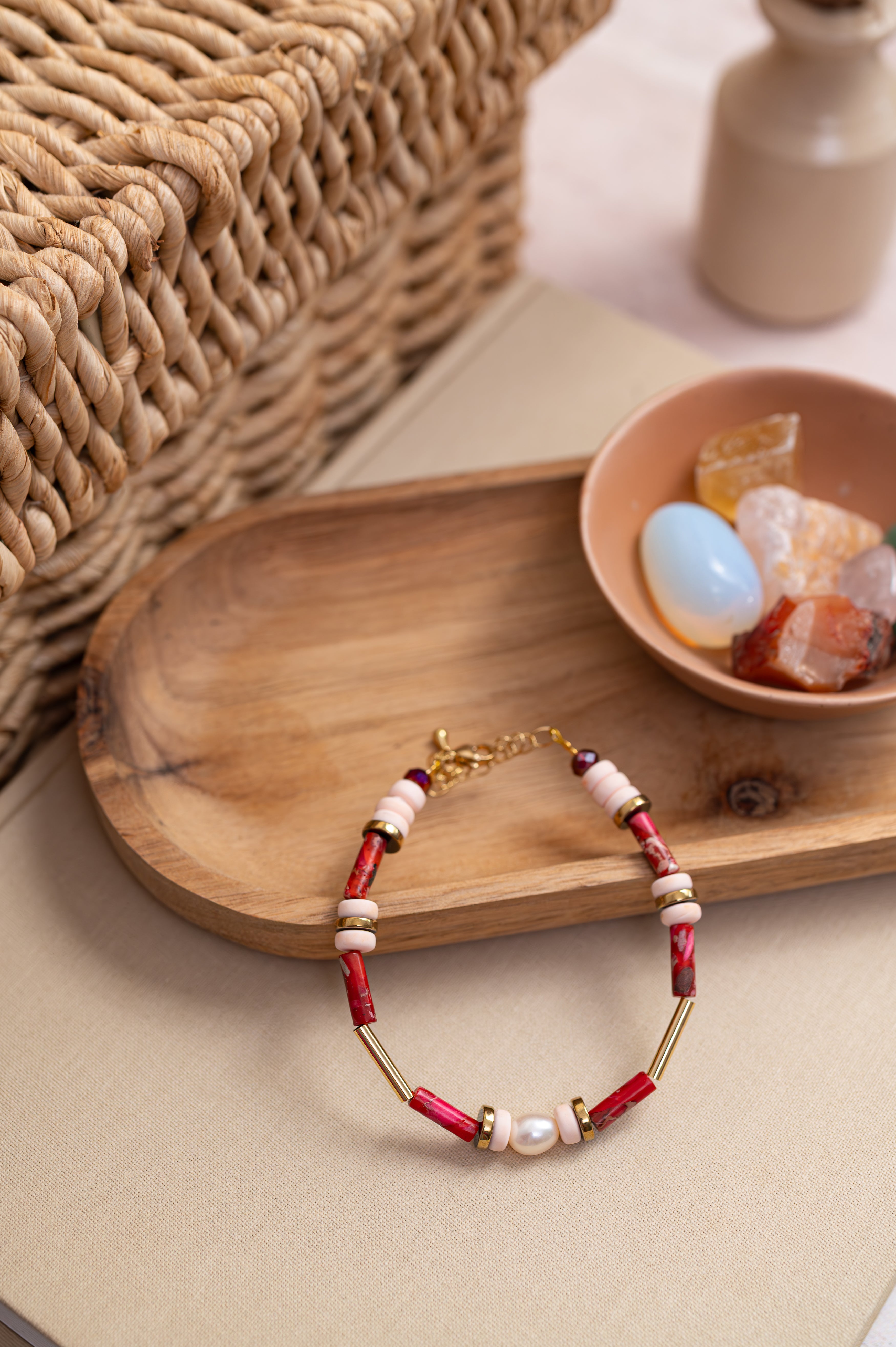 BDLB05 - Pink, peach & freshwater pearl bracelet