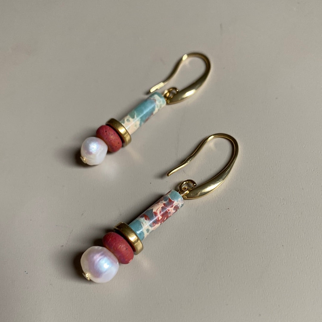 MRLE13 - Synthetic Shoushan Stone, Fresh water Pearls, Clay and Gold Plated Hematite Earrings
