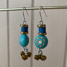 Summer earrings - turquoise lace
