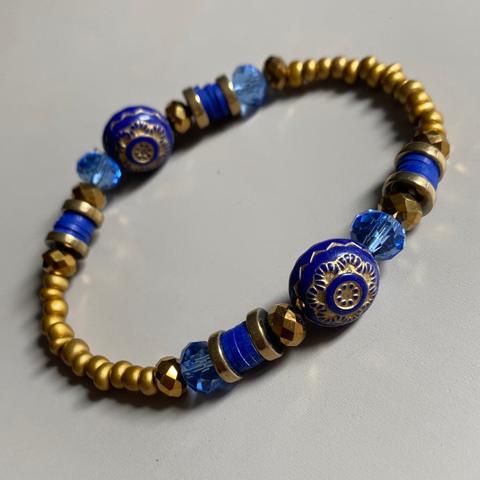 Summer bracelet - blue lace