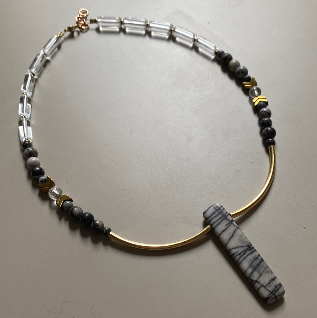 MRL07 - Glass, Gold plated Hematite and Natural Black Silk Stone.