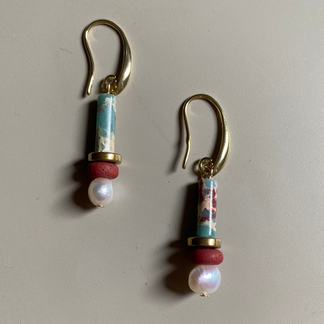 MRLE13 - Synthetic Shoushan Stone, Fresh water Pearls, Clay and Gold Plated Hematite Earrings