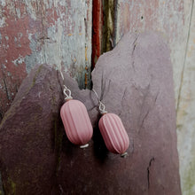 Rubberized Ribbed Earrings Pink