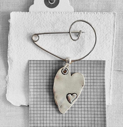 Sleek Heart Swirl Brooch