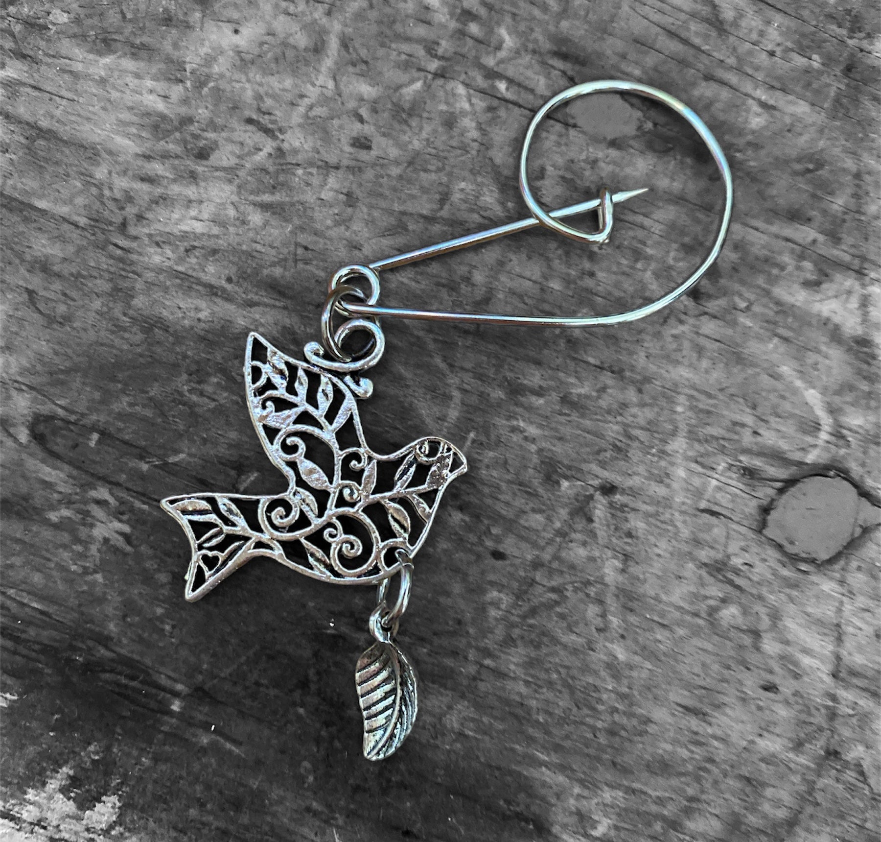 Peace and love Dove Brooch - assorted pack of 3